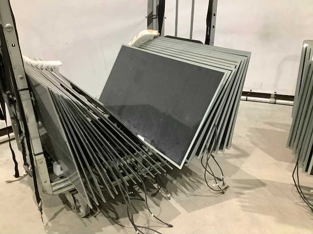 Partij first solar zonnepanelen (45x) - afbeelding 1 van  4