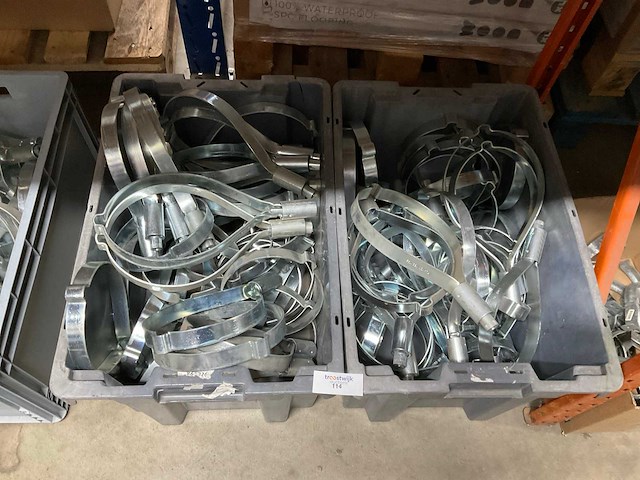 Partij flamco montage beugels - afbeelding 1 van  2