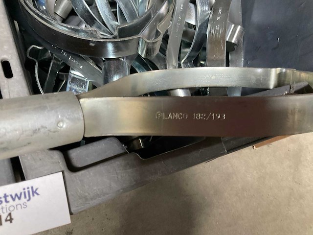 Partij flamco montage beugels - afbeelding 2 van  2