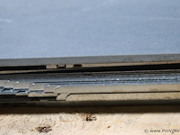 Partij flatfix winddeflectoren (links en rechts) t.b.v. zonnepanelen - afbeelding 2 van  7