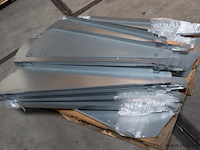 Partij flatfix winddeflectoren t.b.v. zonnepanelen - afbeelding 1 van  8