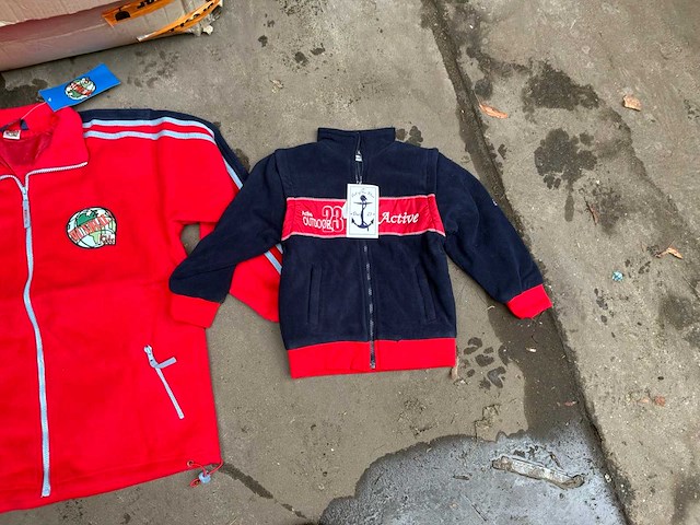 Partij fleece truien - afbeelding 6 van  7