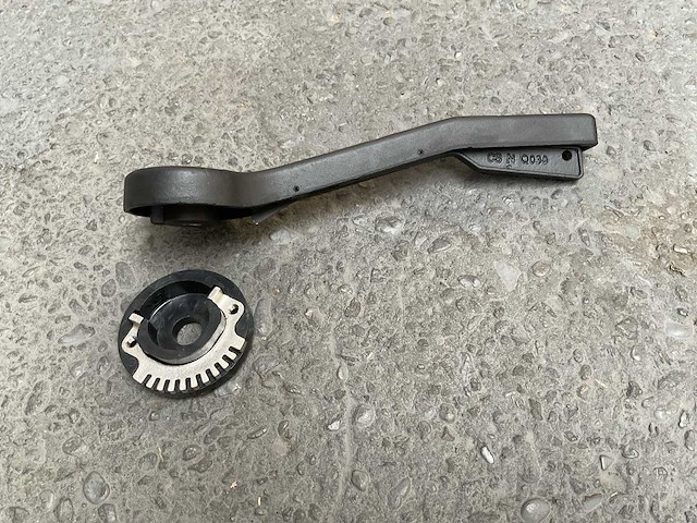 Partij flensafsluiter hendels - afbeelding 1 van  6