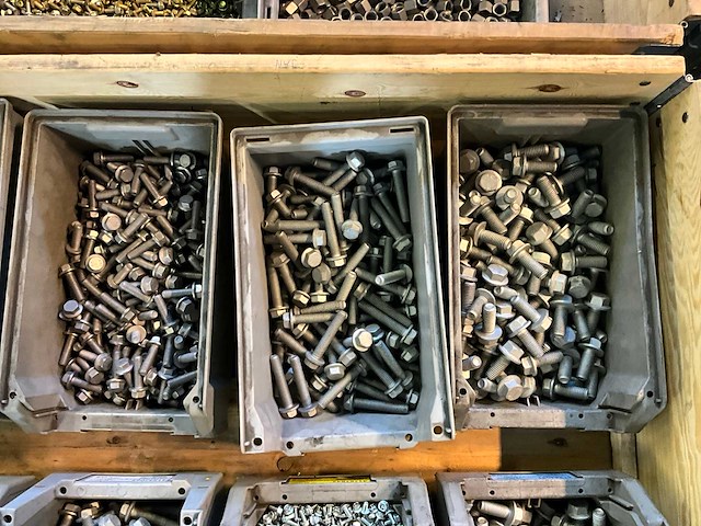 Partij flensbouten - afbeelding 3 van  5