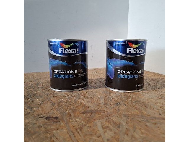 Partij flexa zijdeglanslak ral 9010 en wit, 19 liter totaal - afbeelding 2 van  5