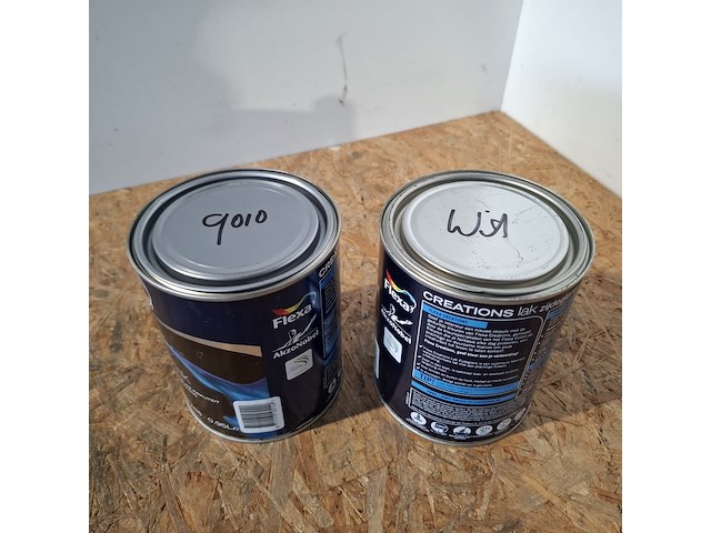 Partij flexa zijdeglanslak ral 9010 en wit, 19 liter totaal - afbeelding 3 van  5