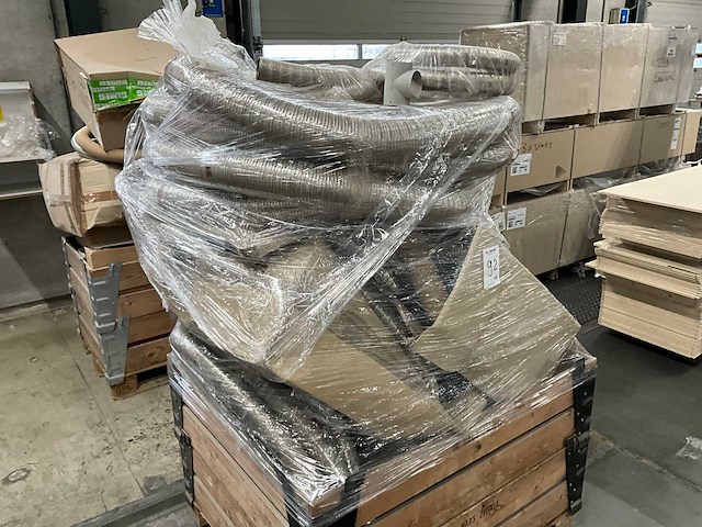 Partij flexibele luchtslangen - afbeelding 3 van  5