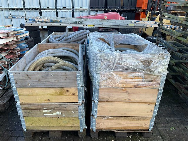 Partij flexibele slangen - afbeelding 1 van  5