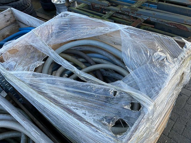 Partij flexibele slangen - afbeelding 3 van  5