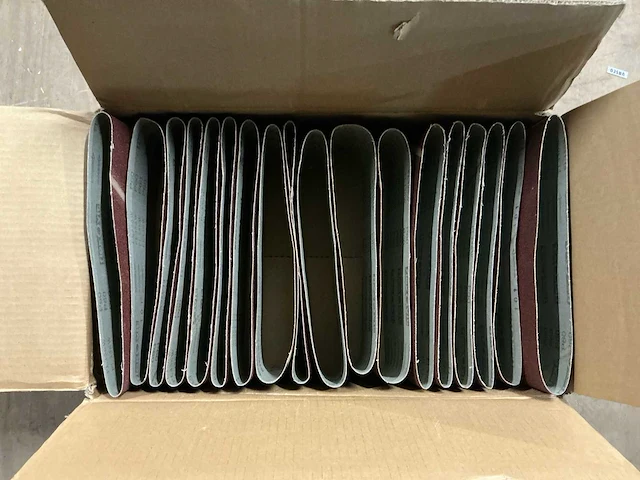 Partij flexovit schuurbanden k60/k80/k100 – 360 stuks – 18 dozen - afbeelding 2 van  8