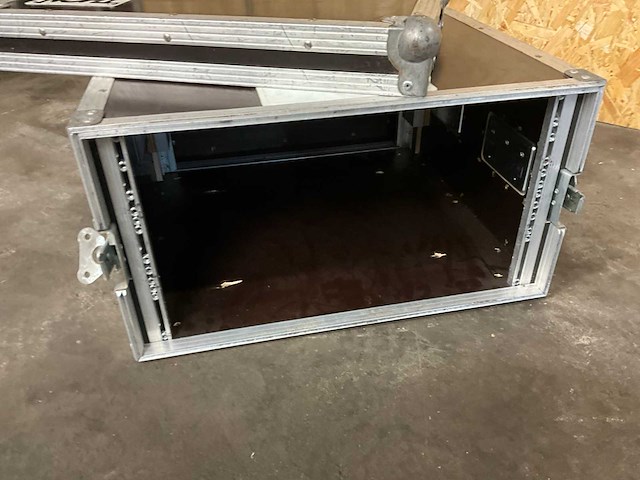 Partij flightcase (16x) - afbeelding 15 van  28