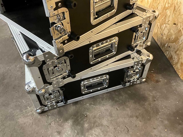 Partij flightcase (16x) - afbeelding 9 van  31