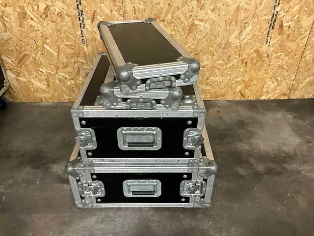 Partij flightcase (16x) - afbeelding 14 van  31