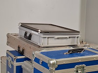 Partij flightcases met inhoud - afbeelding 8 van  8