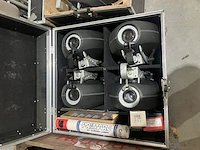 Partij flightcases met show/stage en rookmachine - afbeelding 4 van  11