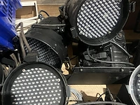 Partij flightcases met show/stage en rookmachine - afbeelding 9 van  11