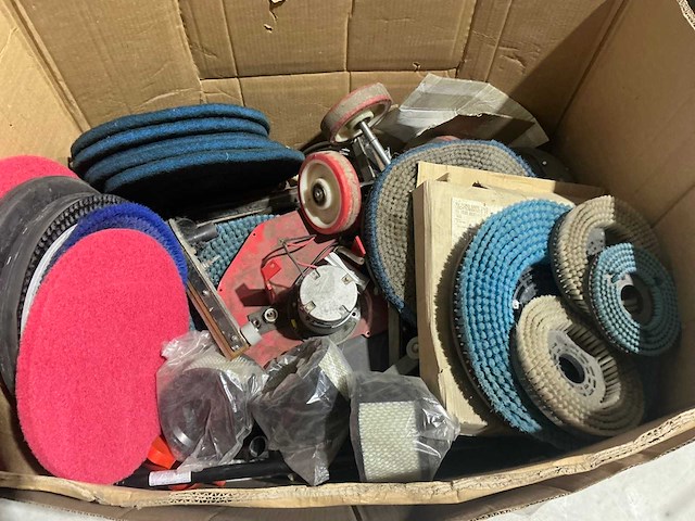 Partij floorboy onderdelen - afbeelding 1 van  6