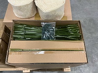 Partij flower bottles with spike 50cm (6000x) - afbeelding 2 van  3