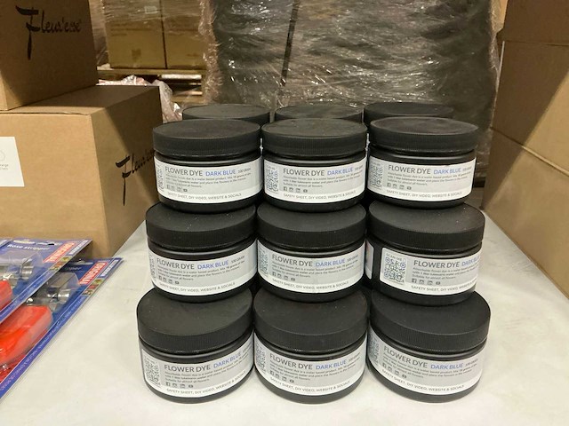 Partij flower dye dark blue 100gram (30x) - afbeelding 1 van  3