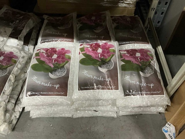 Partij flower make-up glassbeads naturel helder middel 4kg (30x) - afbeelding 1 van  2