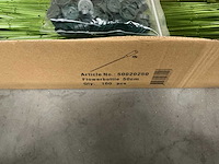 Partij flowerbottle with spike 50cm green (1700x) - afbeelding 1 van  2