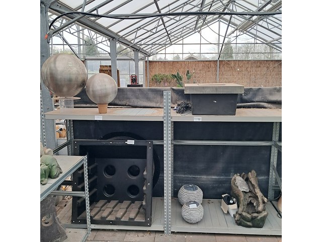 Partij fontein en waterval toebehoren o.a. vivaria - afbeelding 1 van  40