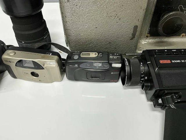 Partij fotocamera en videocamera’s - afbeelding 13 van  14