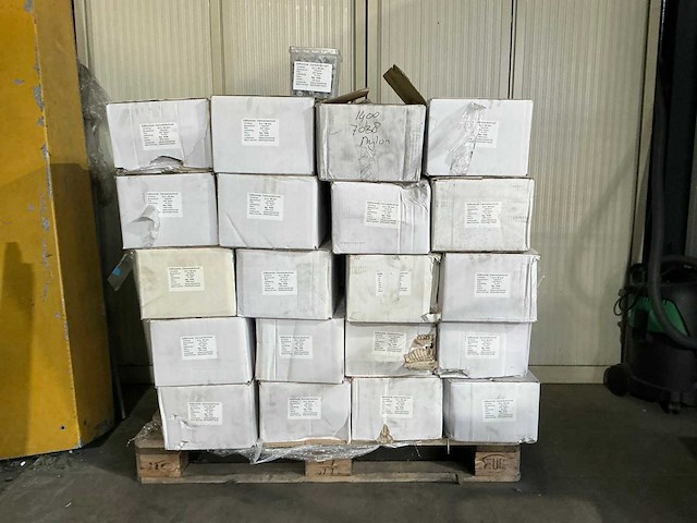 Partij fp - zelfborende damwandschroeven - afbeelding 1 van  5