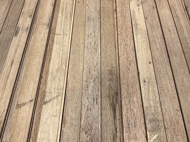 Partij fraké planken mes- en groef 330-520x6,5x6,5 cm - afbeelding 3 van  8