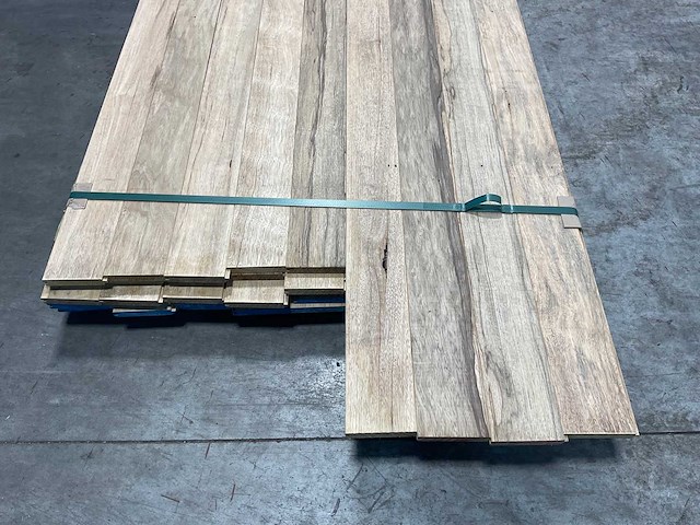 Partij fraké planken mes- en groef verbinding 365-395x11,7x2 cm - afbeelding 7 van  10