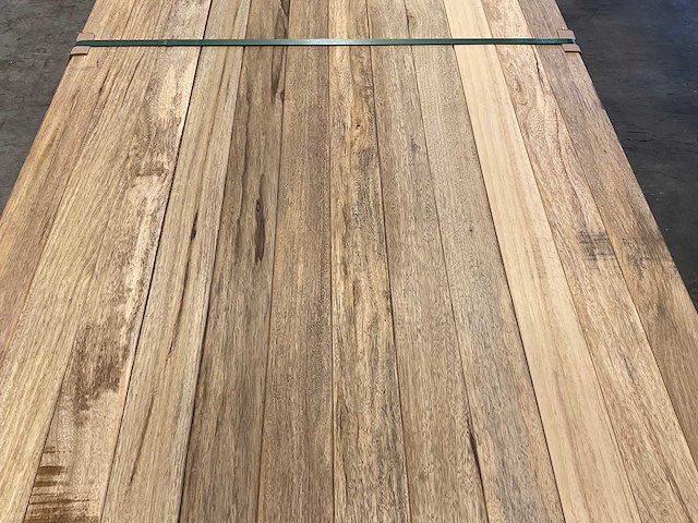 Partij fraké planken mes- en groef verbinding 365-395x9,2x2 cm - afbeelding 6 van  10
