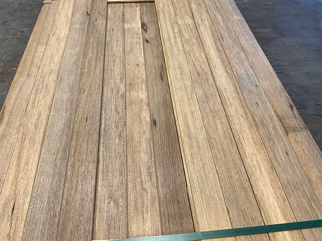 Partij fraké planken mes- en groef verbinding 485-510x9,2x2 cm - afbeelding 7 van  10