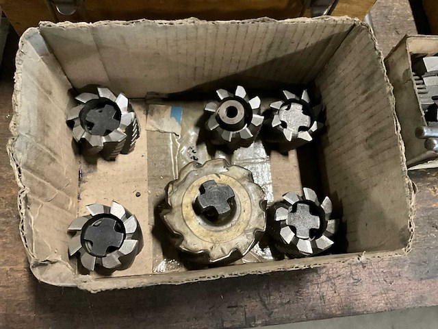 Partij frees,boor en opspangereedschap - afbeelding 9 van  13