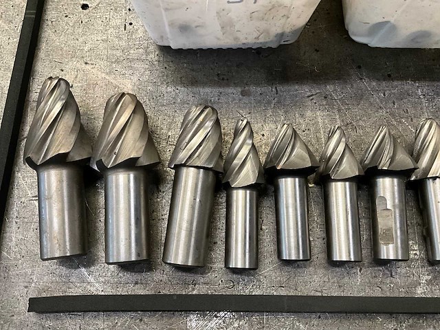 Partij freesgereedschap - afbeelding 2 van  6