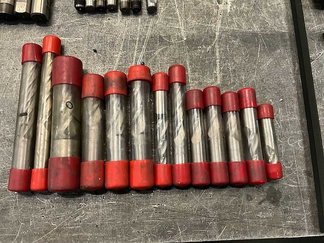 Partij freesgereedschap - afbeelding 2 van  8