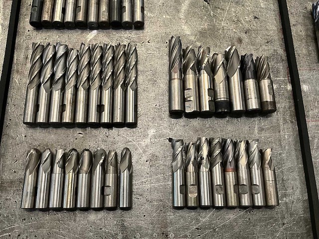 Partij freesgereedschap - afbeelding 1 van  6