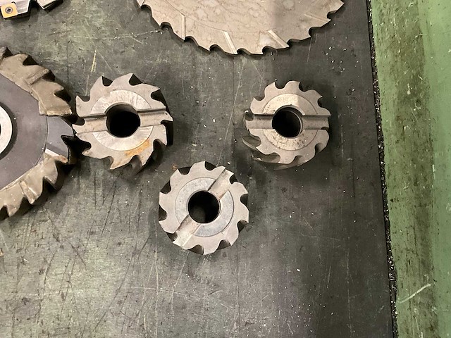 Partij freesgereedschap - afbeelding 2 van  5