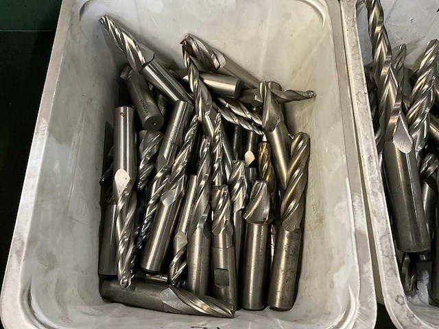 Partij freesgereedschap - afbeelding 1 van  4