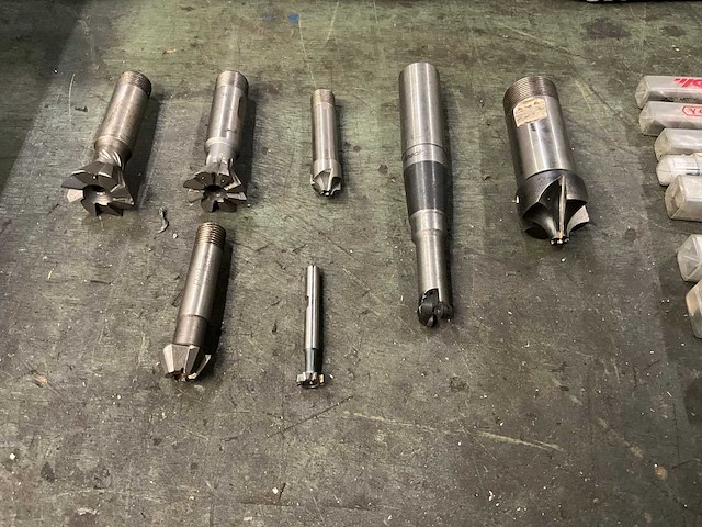 Partij freesgereedschap - afbeelding 2 van  4