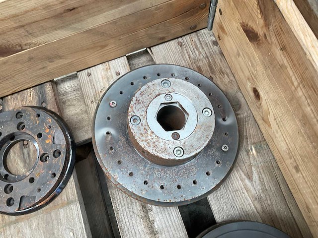 Partij freeskoppen en machinegereedschappen - afbeelding 1 van  3