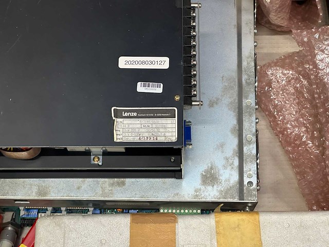 Partij frequentieregelaars, servo drives en industriële besturingsmodules - afbeelding 7 van  7