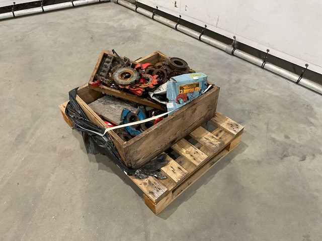 Partij frezen - afbeelding 1 van  7