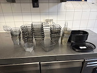 Partij friet serveer mandjes (diverse maten) (59x)