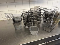 Partij friet serveer mandjes (diverse maten) (59x) - afbeelding 2 van  3