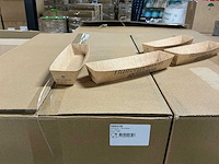 Partij frikandel bakjes ‘buitengewoon genieten’ (14850x) - afbeelding 3 van  4