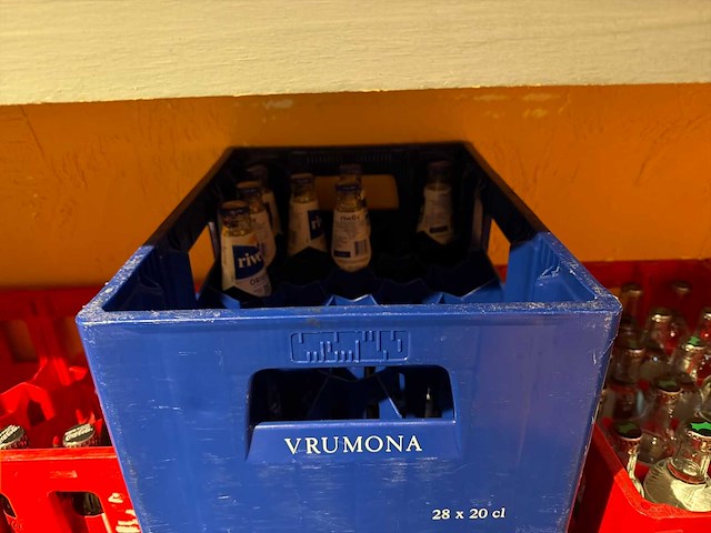 Partij frisdrank - afbeelding 4 van  7