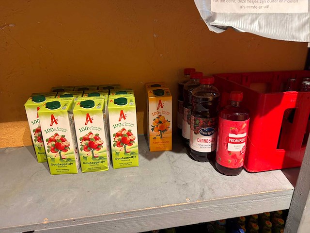 Partij frisdrank - afbeelding 5 van  7