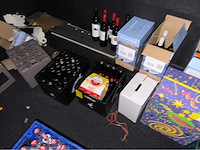 Partij (fris)dranken, emballage en chips - afbeelding 2 van  20