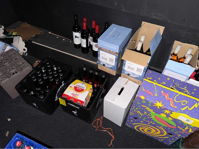 Partij (fris)dranken, emballage en chips - afbeelding 3 van  20