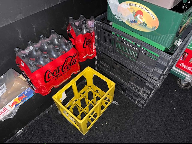 Partij (fris)dranken, emballage en chips - afbeelding 5 van  20